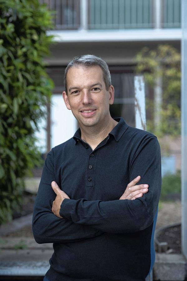 75 jaar pleitbezorger van de apotheker 