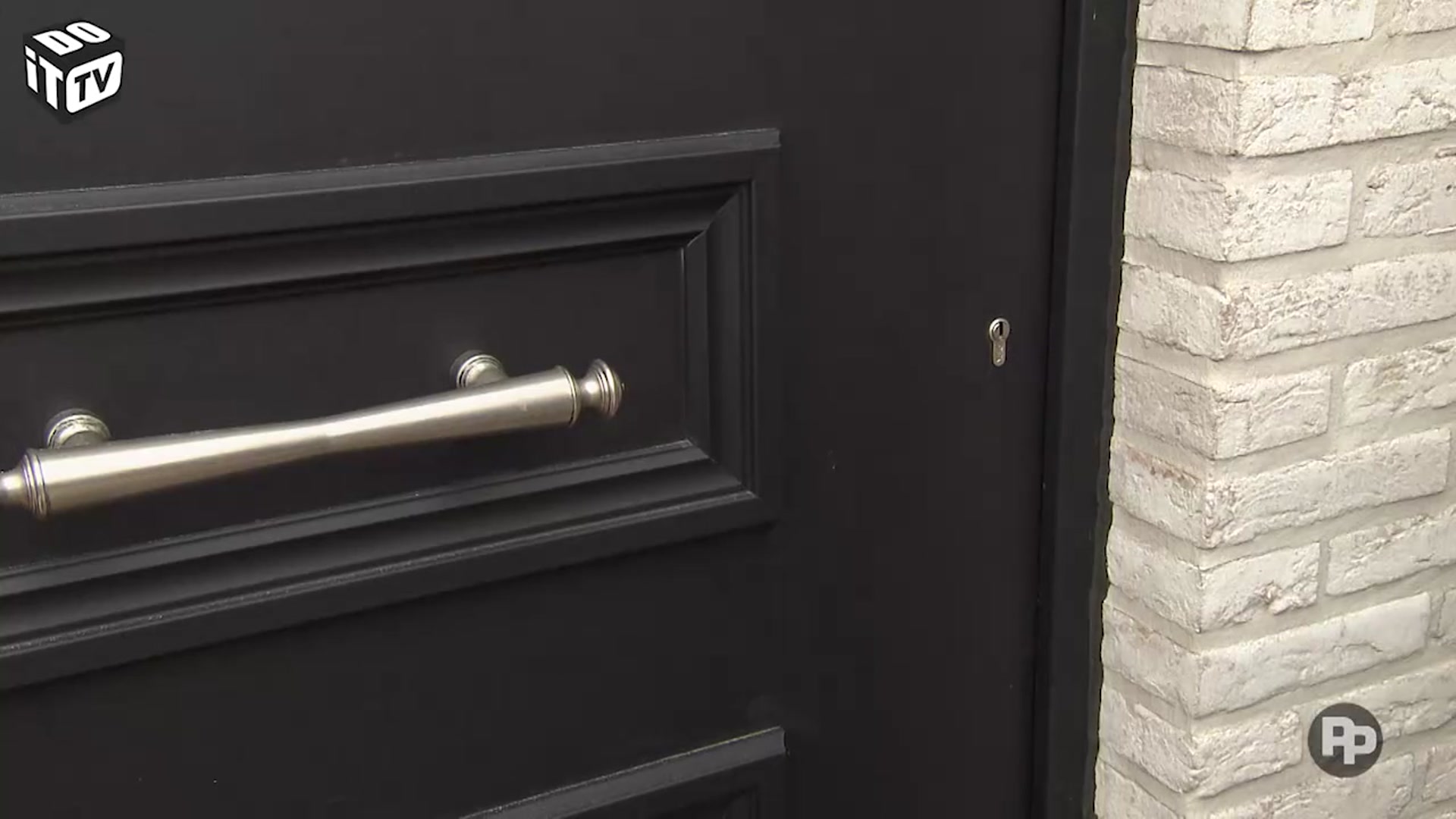 Hoe installeer je zelf een slim slot?